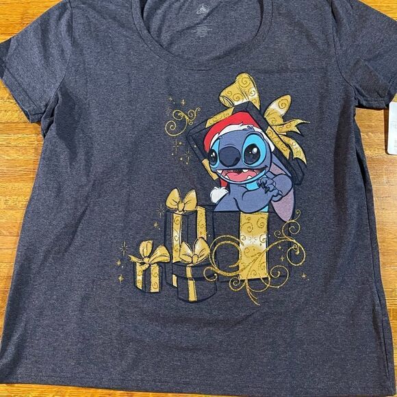 Disney Stitch Christmas Woman’s Top XL NWT - Picture 4 of 10